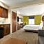 Holiday Inn Express & Suites Philadelphia - Mt. Laurel