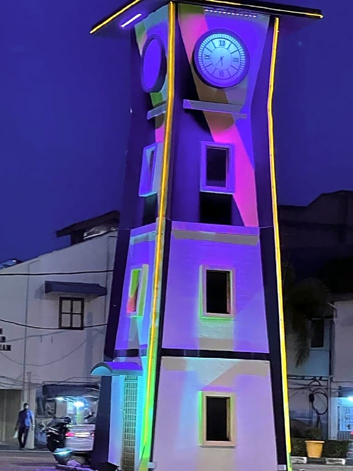 Sri Indar Hotel & Suites