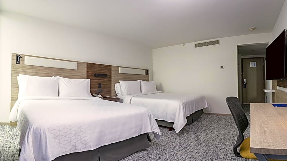 Holiday Inn Express Toluca Galerias Metepec By IHG