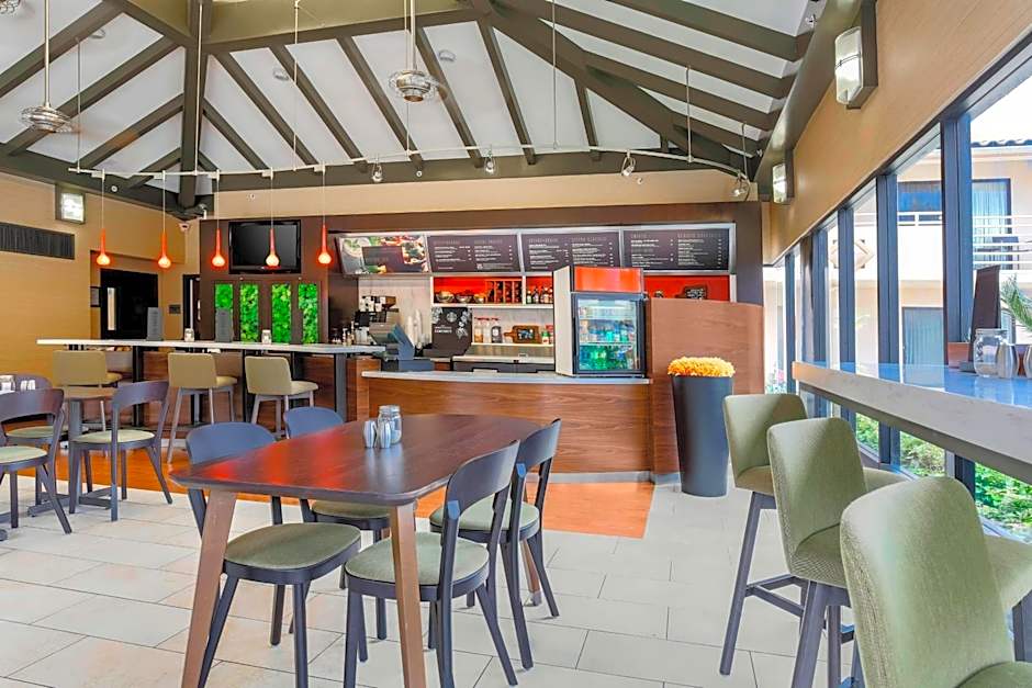 Courtyard by Marriott San Diego Del Mar/Solana Beach