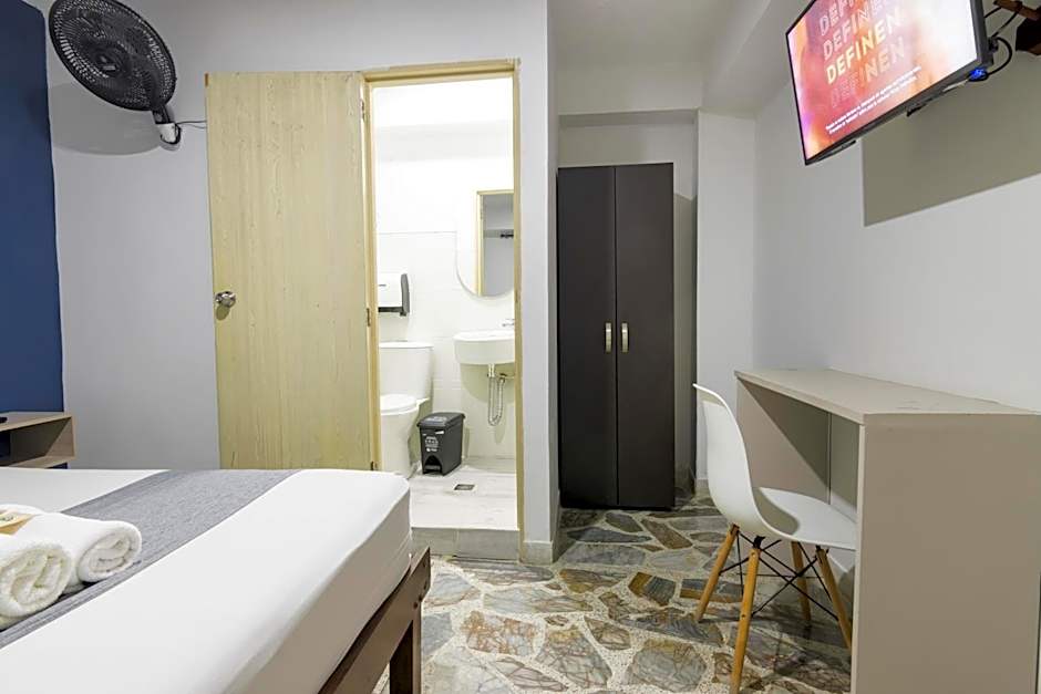 Hotel Balcones de la 70