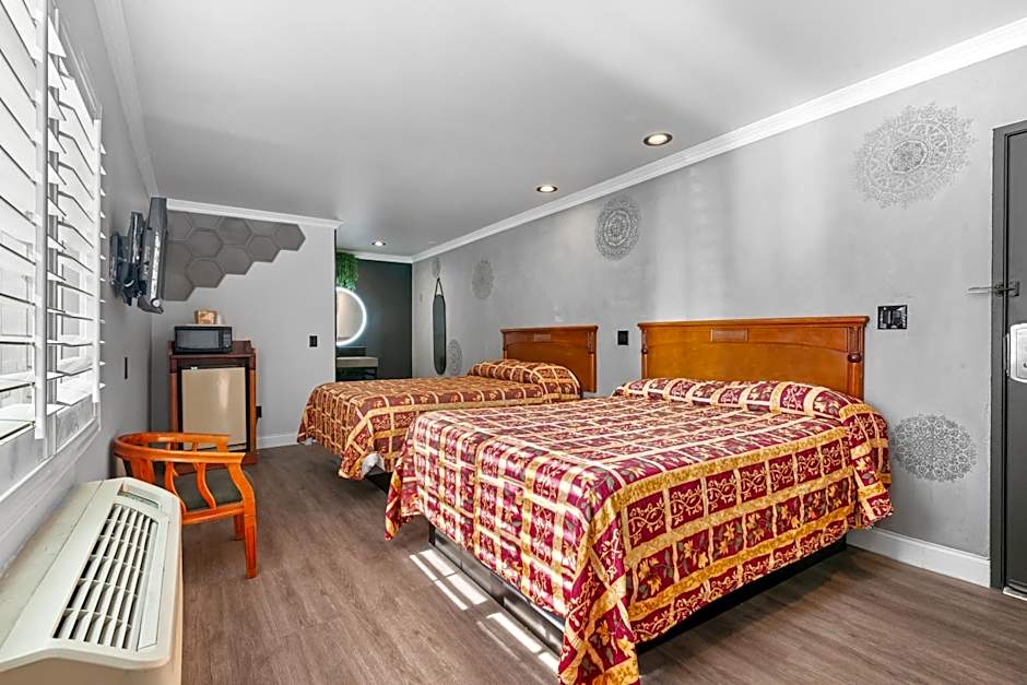 Beverly Inn