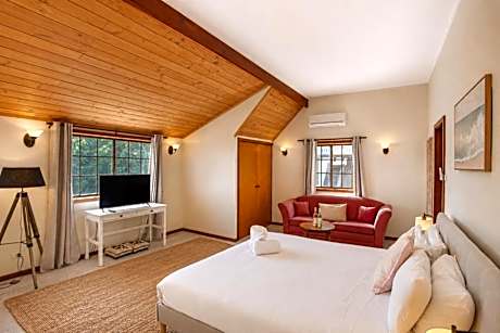 Queen Room