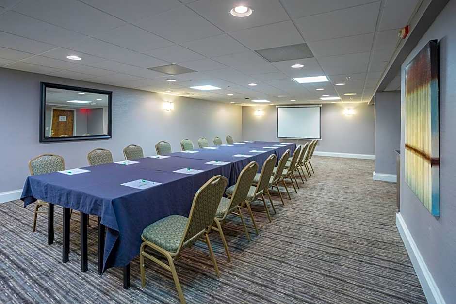 Holiday Inn Harrisburg I-81 By IHG