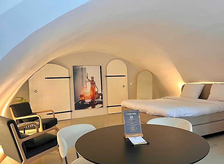 Court Hotel Utrecht City Centre