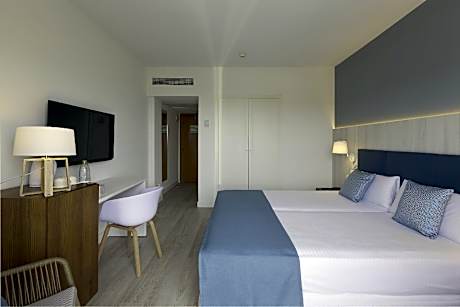 Double Superior Sea View