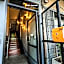 Post Factory Bed & Breakfast Hostel