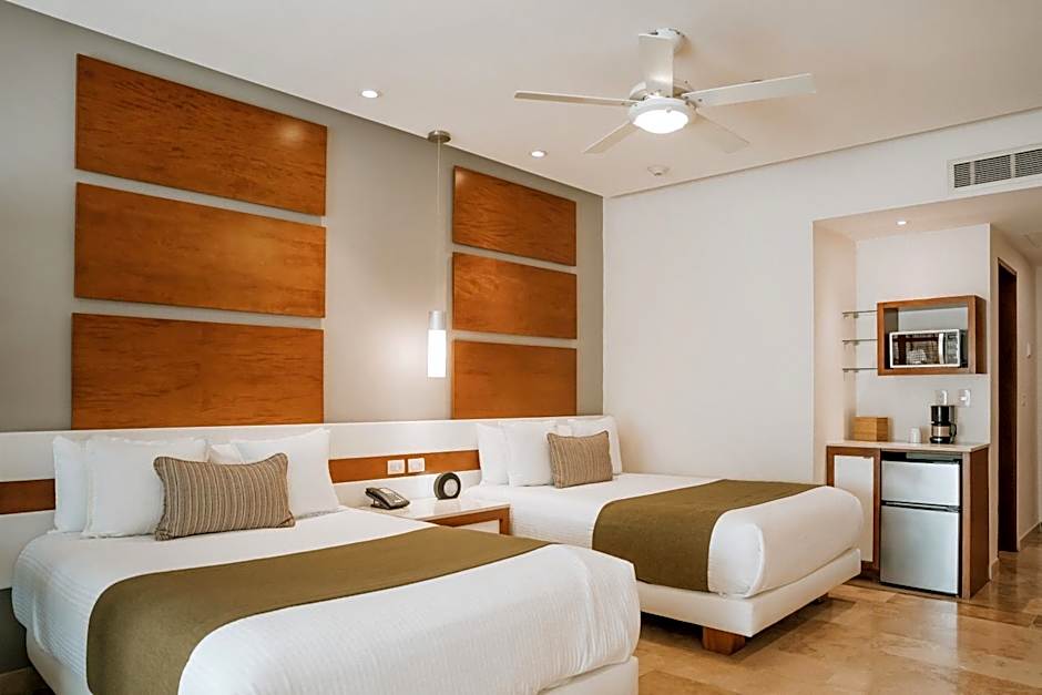 The Reef 28 - Adults Only - All Suites - Optional Gourmet All Inclusive