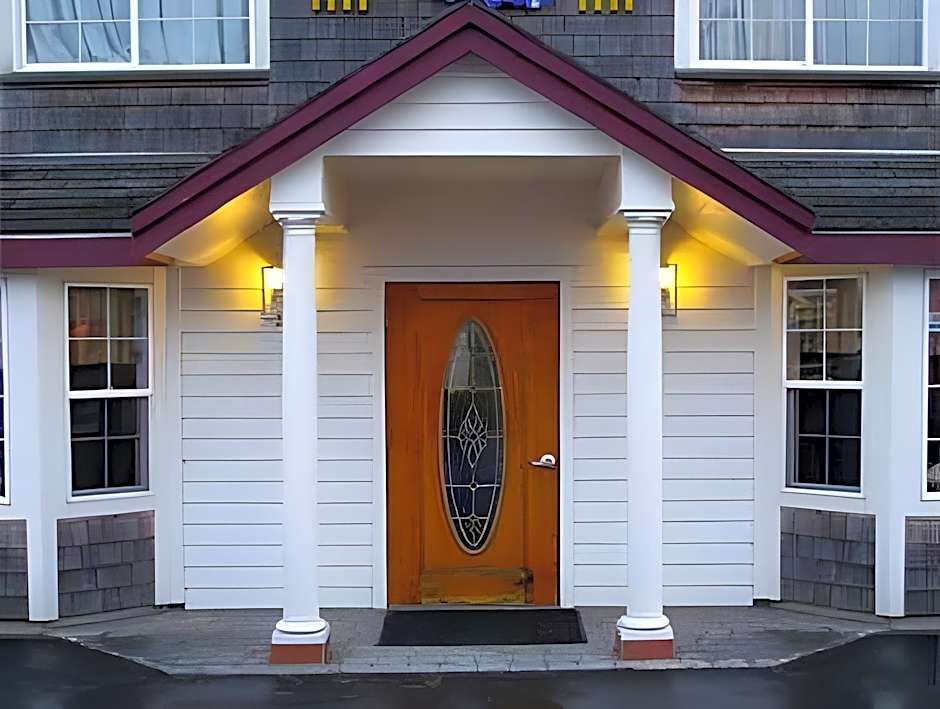 Pacific City Inn