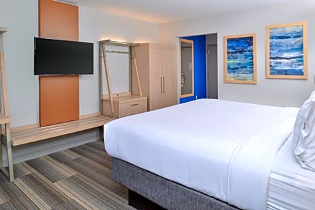Room Accessible King Size Bed