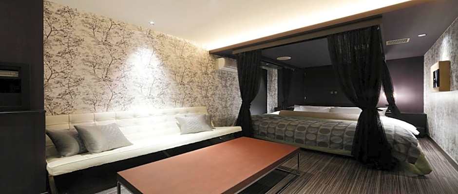 Hotel VARKIN