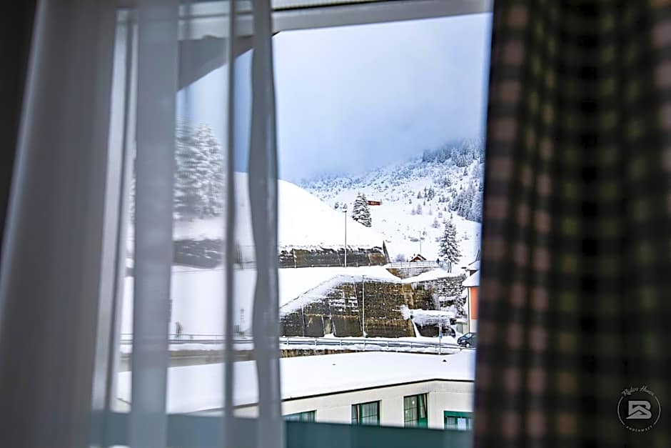 Hotel Bergidyll - Riders Haven