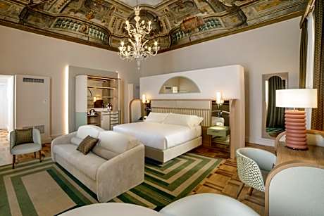 Family Connecting Suite