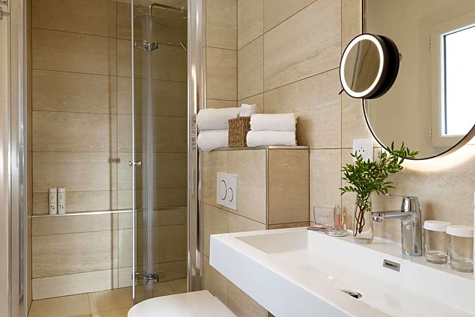 Hotel Des Deux Continents