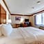 Best Western Movie Manor
