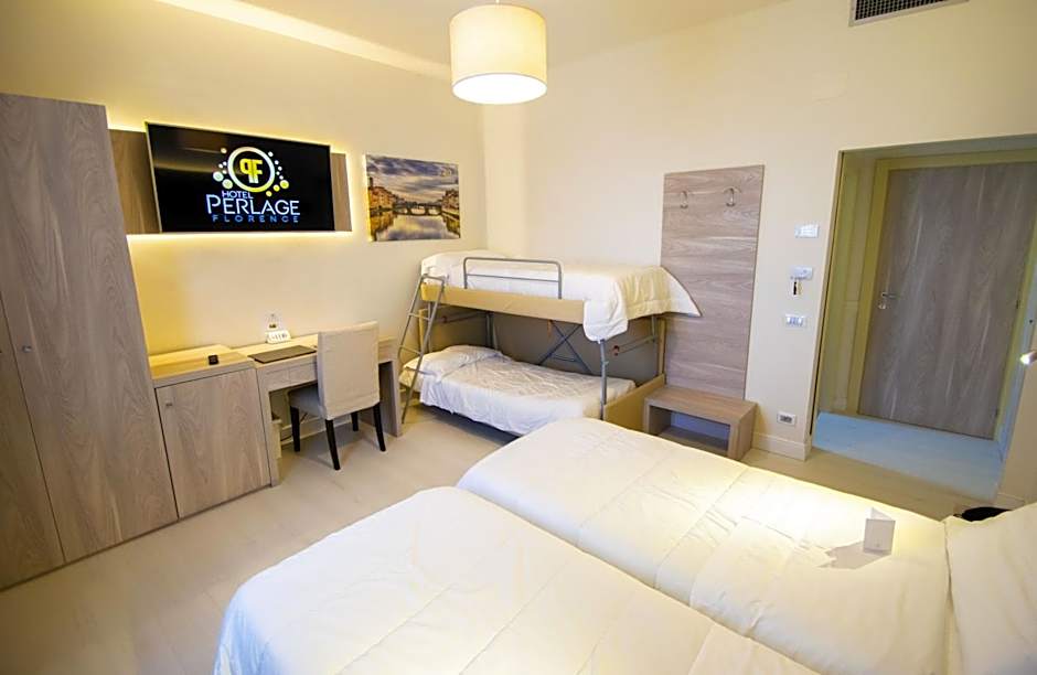 Photo 1 of 11 of Triple Room