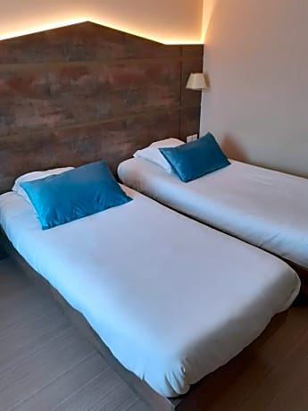 Comfort Twin Room