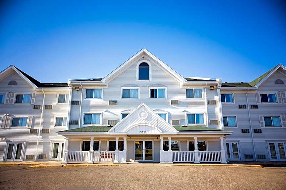 Travelodge Suites by Wyndham Regina - Eastgate Bay