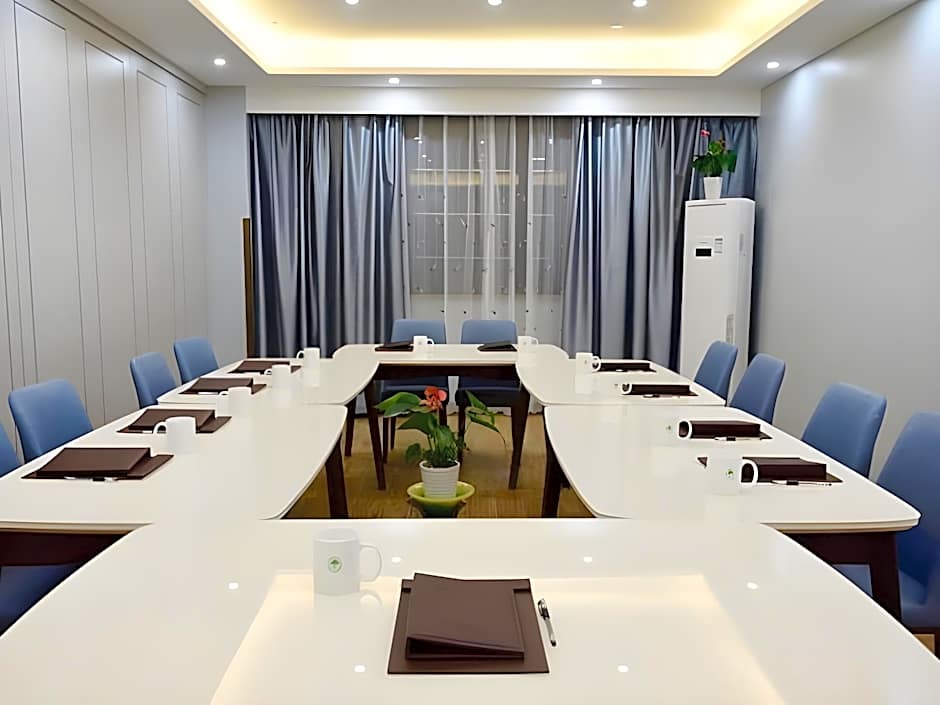 GreenTree Inn Ningbo Beilun District Meishan Beach