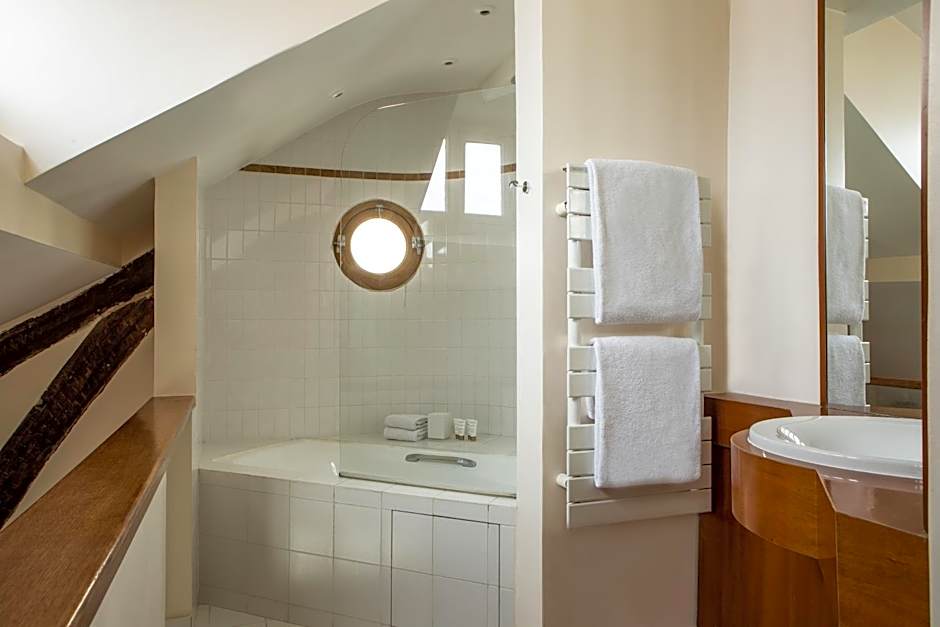 Hotel Des Saints Peres - Esprit de France
