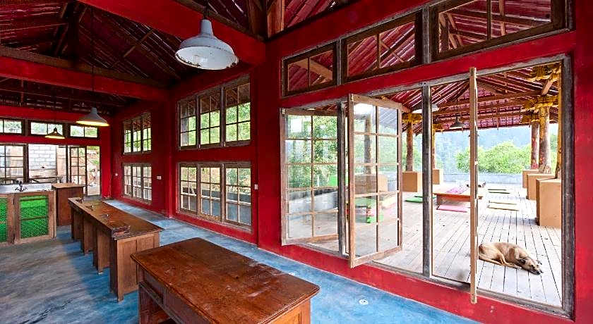 Kandy Samadhi Centre Hotel