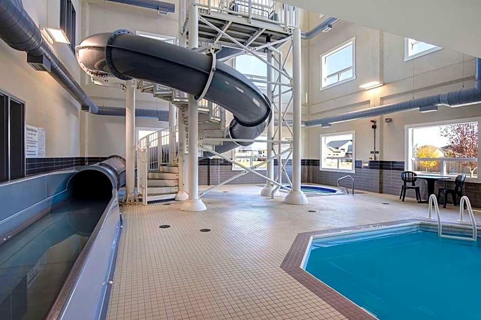 Days Inn & Suites by Wyndham Warman