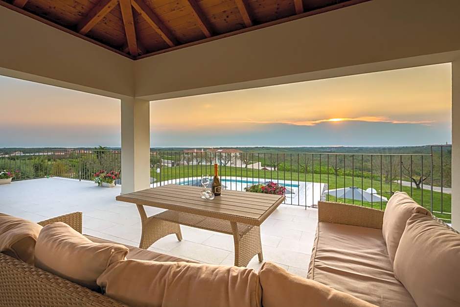 Wine Residence Cattunar