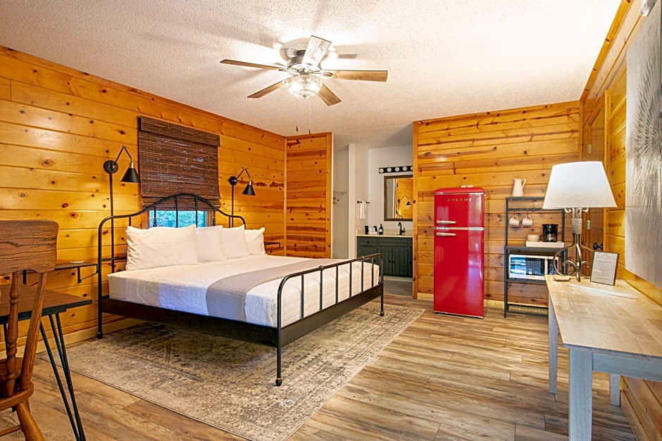 Mt. Mitchell Eco Retreat