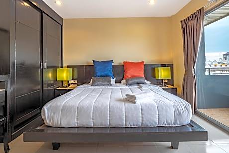 Queen Room with Balcony