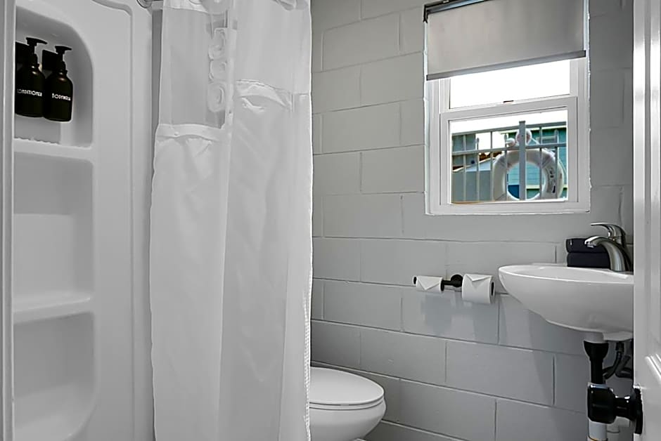 Seabirds Motel At Kure Beach