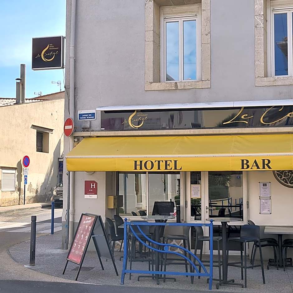 LE CENTRAL HOTEL BAR RESTAURANT