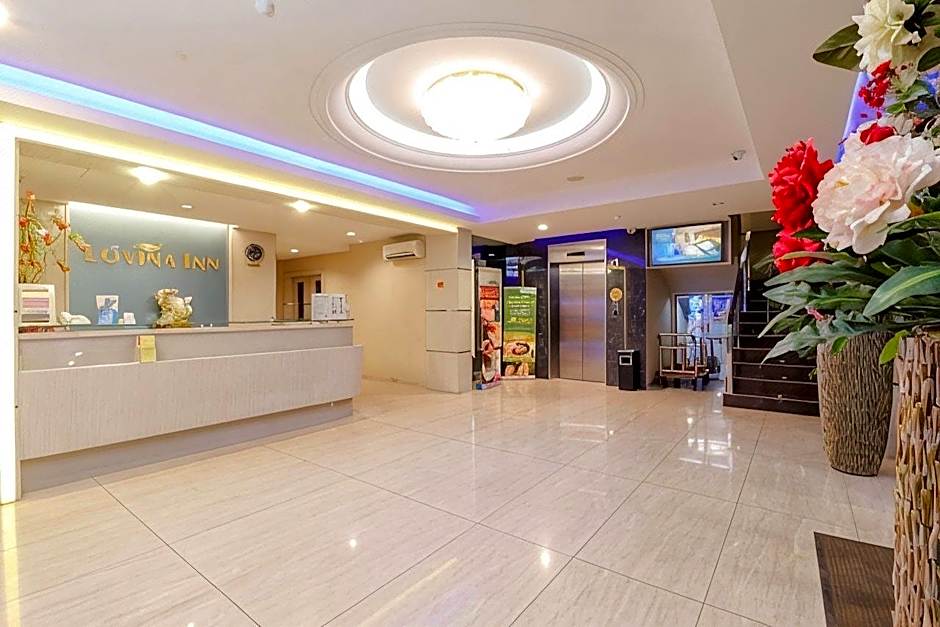 Lovina Inn Hotel Batam
