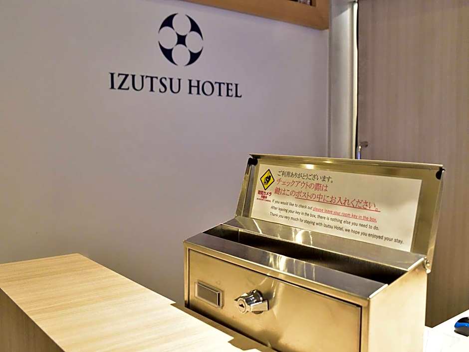 IZUTSU HOTEL KYOTO KAWARAMACHI SANJO