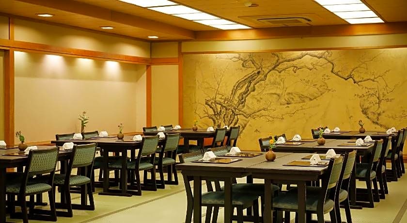 Gion Ryokan Karaku