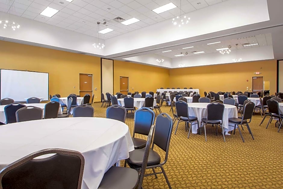 Comfort Suites Johnson Creek