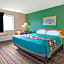 Super 8 by Wyndham Pontoon Beach IL/St. Louis MO Area