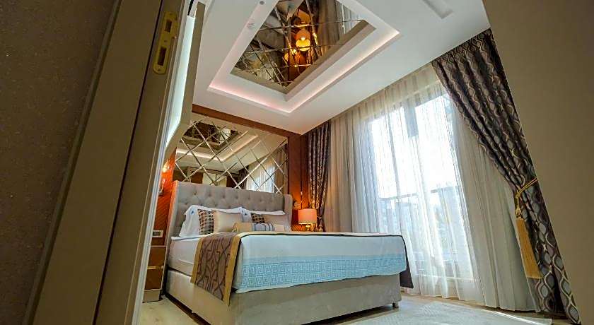 Elysium Deluxe Suites 