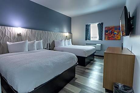 2 Queen Beds Accessible Room Non-Smoking
