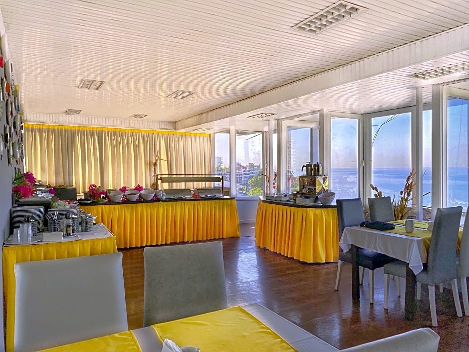 Royal City Hotel