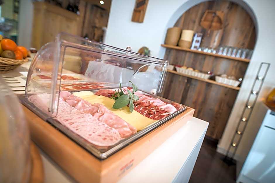 Mountain Living Apartments