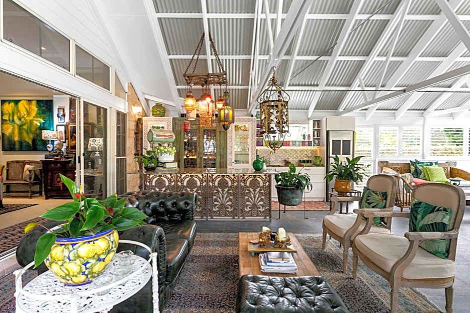 Noosa Valley Manor B&B