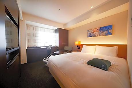 Double Room - Refresh