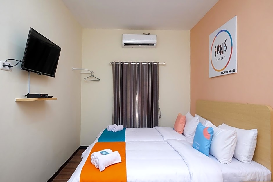 Sans Hotel City Park Medoho Semarang