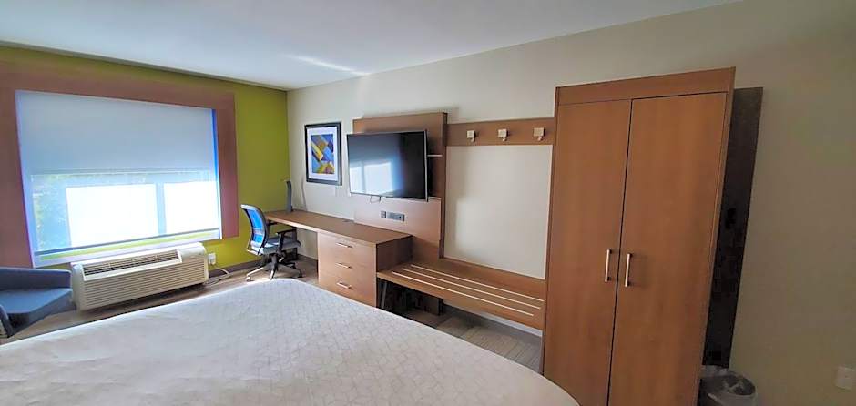 Holiday Inn Express Hotel And Suites Kinston By IHG