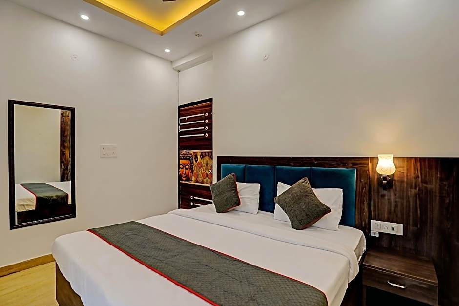 Super Collection O Sector 55 Noida Near Noida Stadium