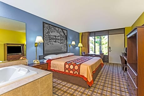 Deluxe King Room - Smoking