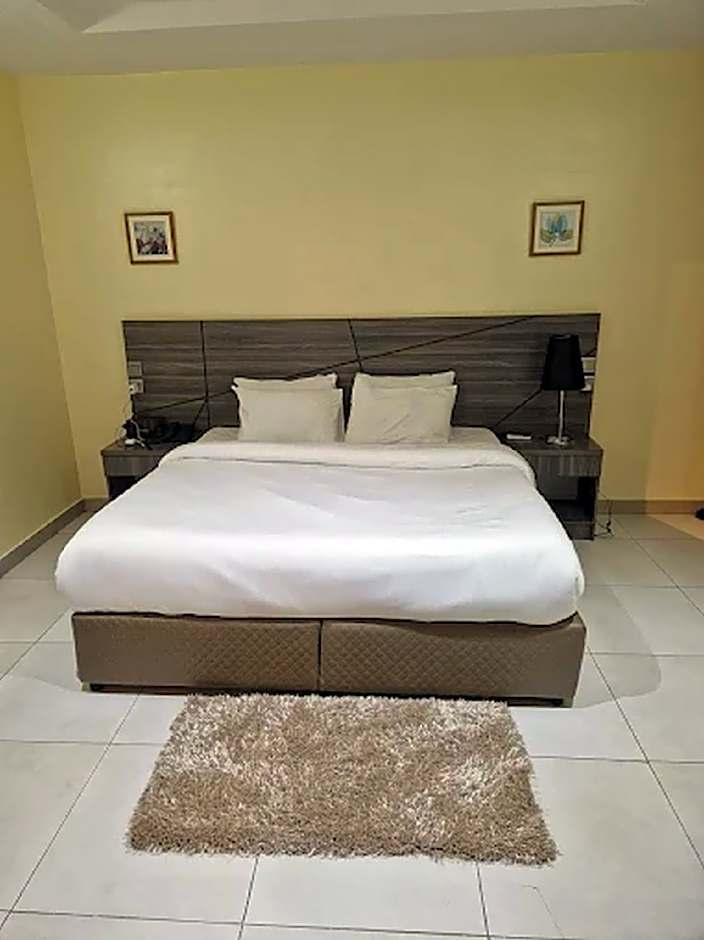 Eleventh House Hotel & Suites Ibadan