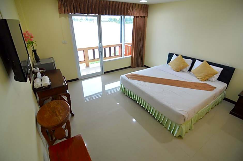 Foto 1 de 5 de Deluxe 1 Double Bed or 2 Beds, River View