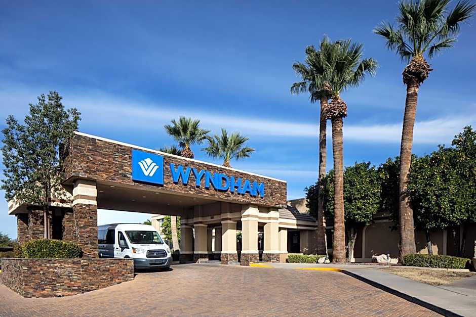Wyndham Tucson Airport & Conference Center
