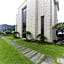 Pinegrove Hotel